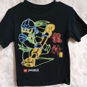 😎 Boys Lego "Ninjago" T-shirt😎 ( GUC)